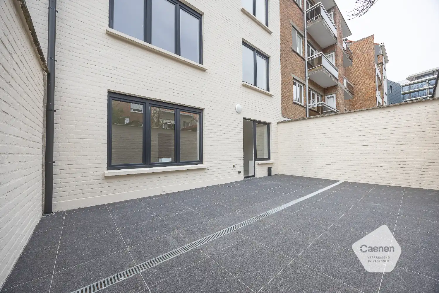 Gerenoveerd appartement te Mariakerke foto 20