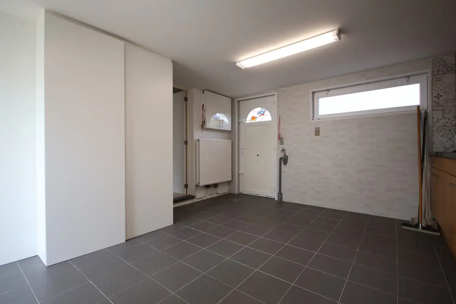Gunstig gelegen woning met zeer veel lichtinval met minstens 2 slaapkamers foto 24