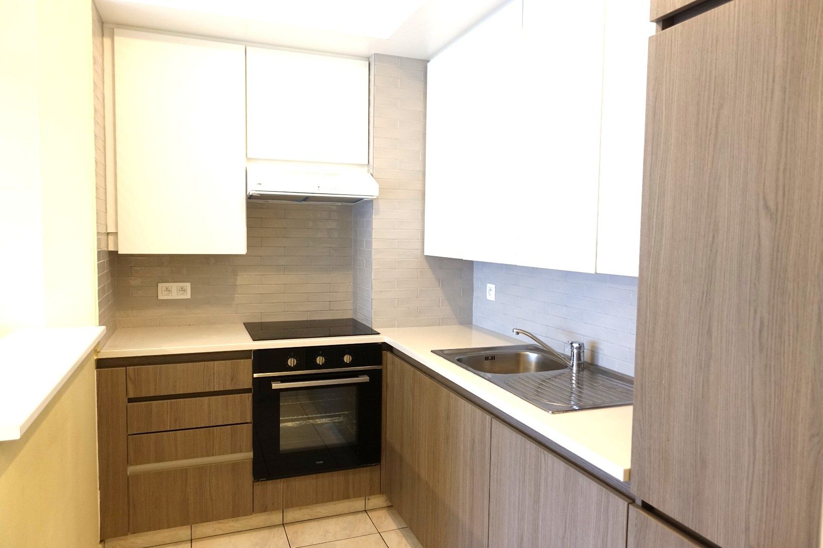 Ruim appartement met 2 slaapkamers te huur in Bredene foto 5