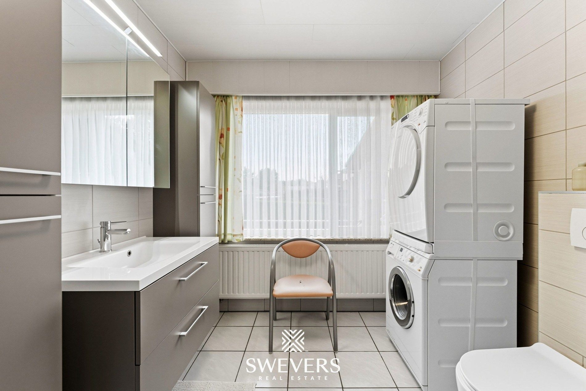 Verzorgde open bebouwing met grote tuin in Borgloon foto 12