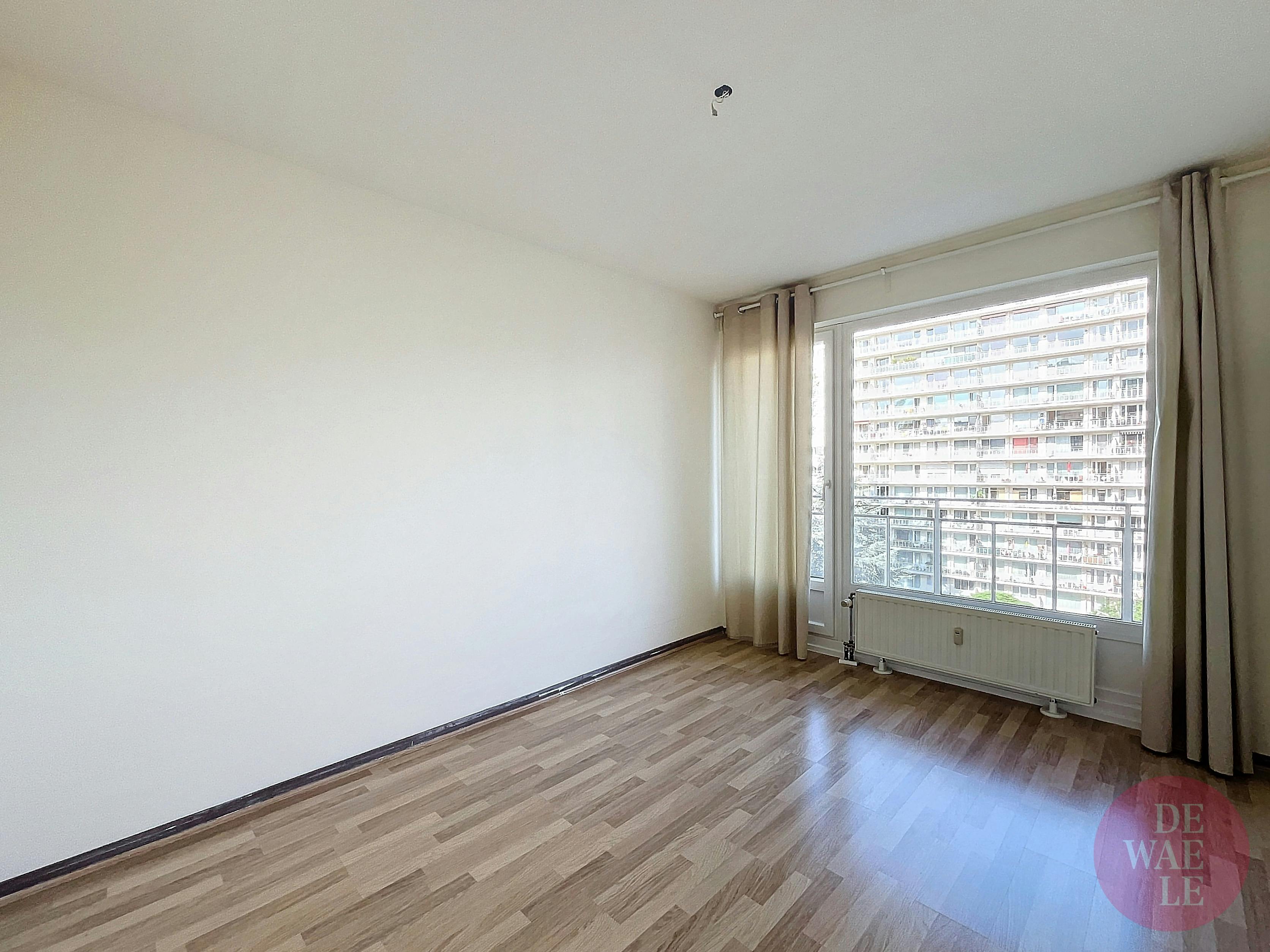 Licht appartement met 2 slaapkamers en garage in Oudergem foto 15