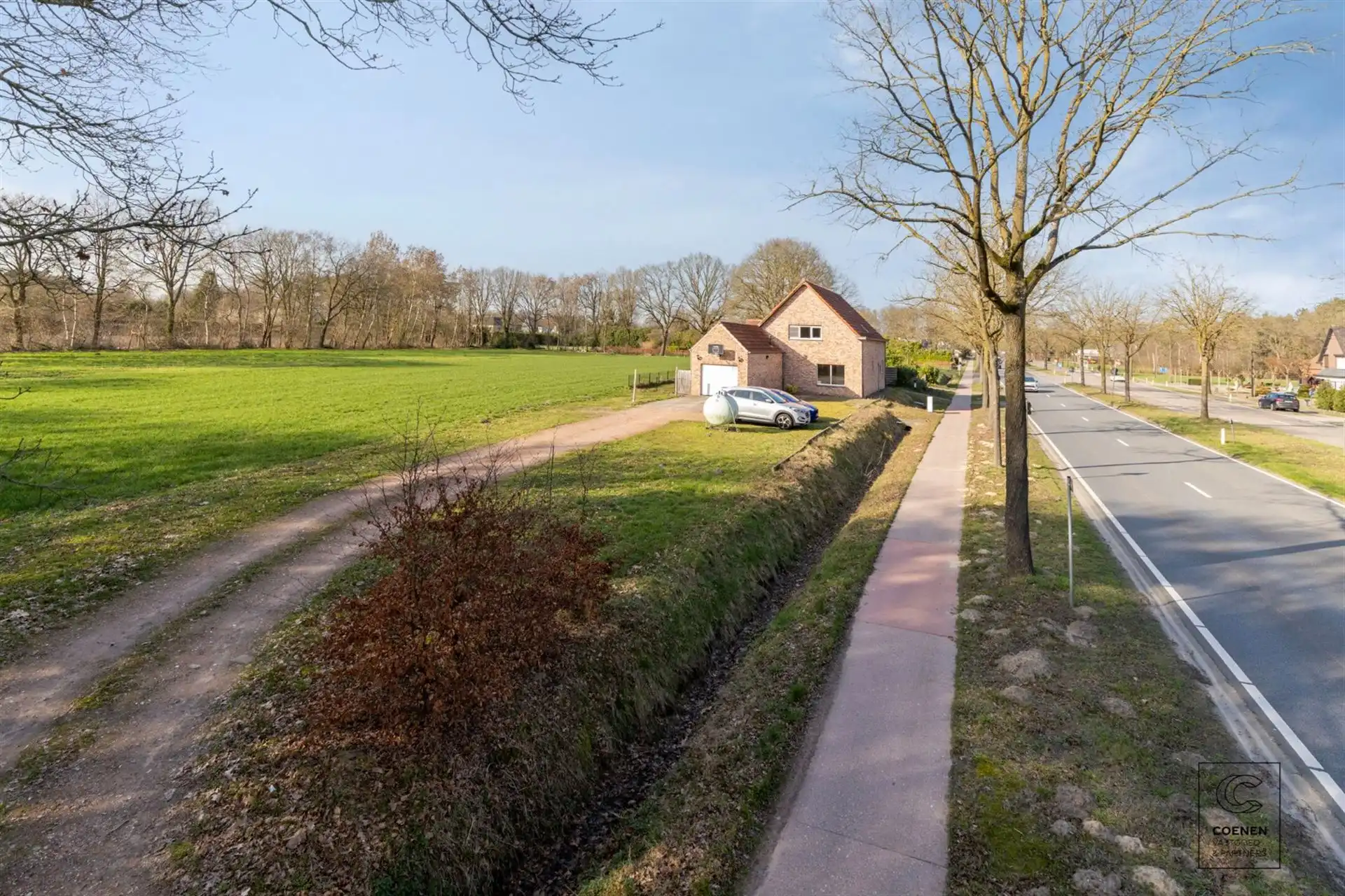 Instapklare woning van 195m² met 3 slpk en prachtige ligging! foto 3