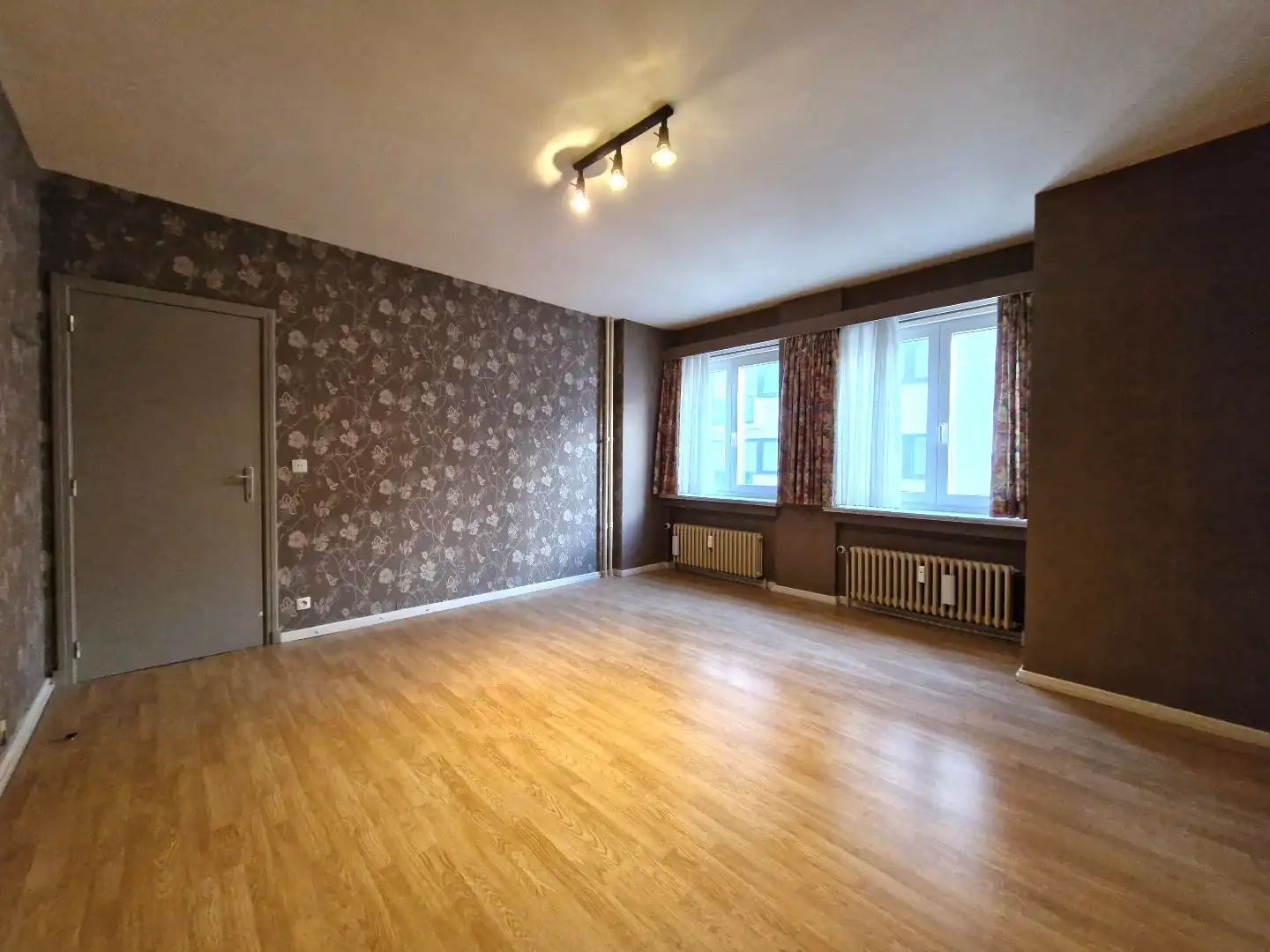 Groot hoekappartement met open zicht over de markt te Blankenberge foto 13