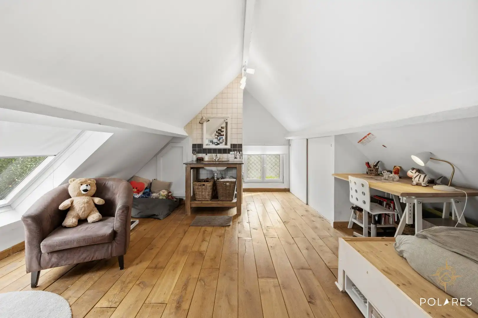 Unieke dubbelwoonst op 35are! foto 18