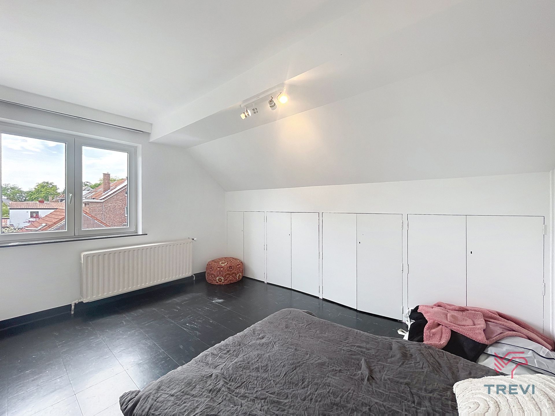 Charmant vrijstaand huis met tuin foto 20
