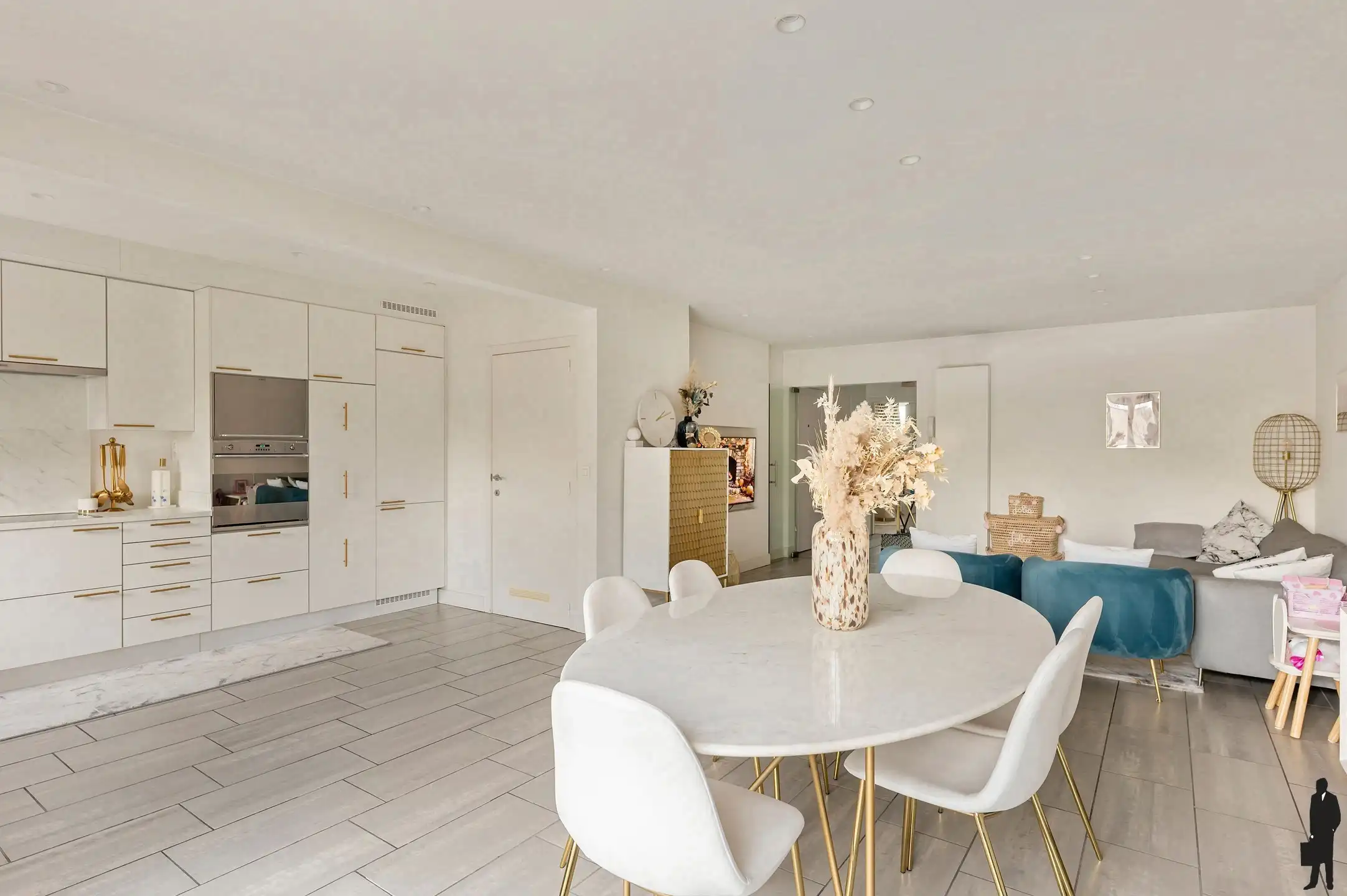 Volledig instapklaar appartement met zonnig terras op rustige locatie foto 6