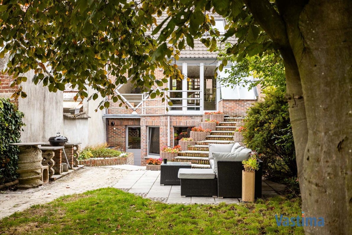 Instapklare architectenwoning met 4 slaapkamers, tuin en garage nabij centrum Erembodegem foto 36