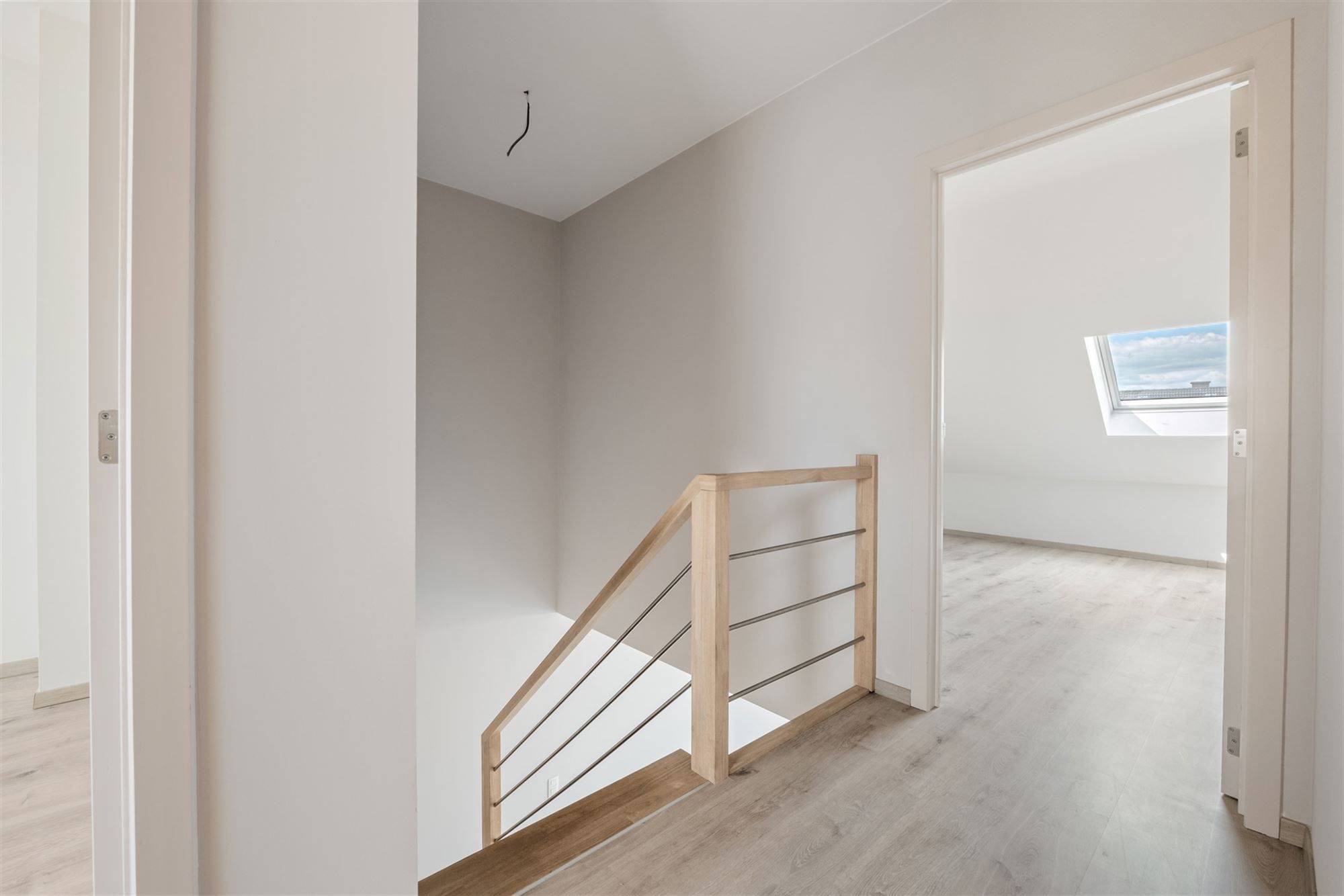 KNAP APPARTEMENT MET 3 SLKS EN STAANPLAATS IN LANDEN  foto 20