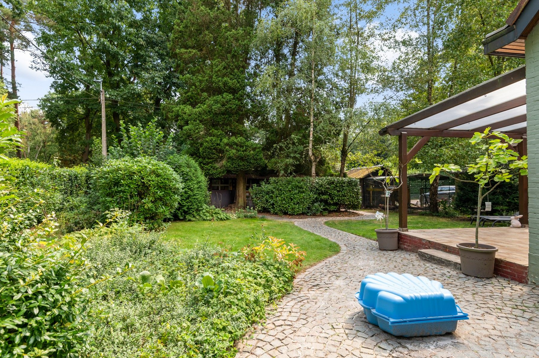 Uiterst charmante woning op toplocatie foto 3