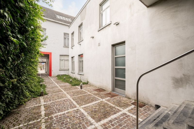 Karaktervol pand met woon- en werkfunctie in centrum Roeselare foto 22