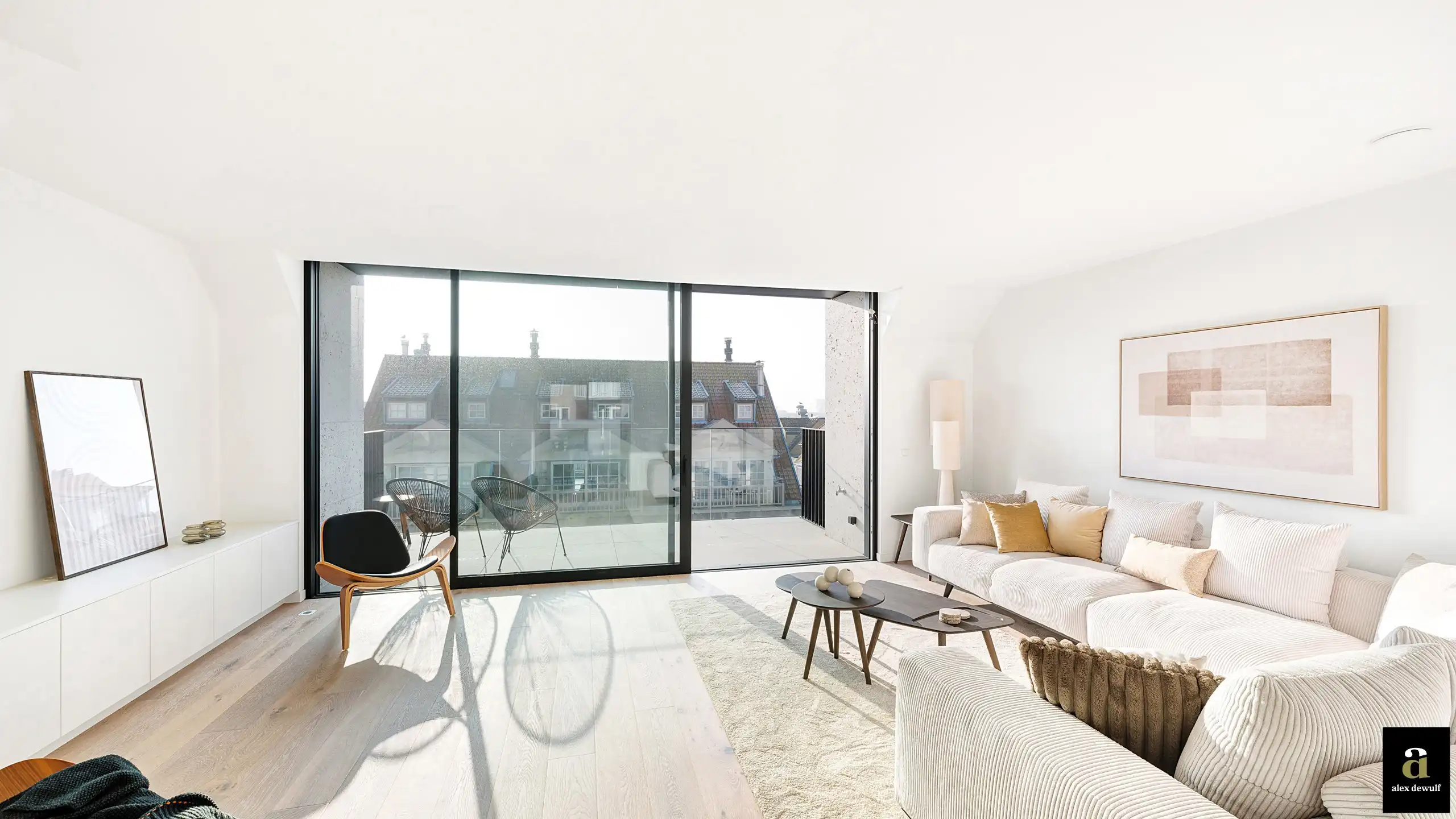 Luxueus nieuwbouw duplex-appartement, centraal gelegen tussen de Zeedijk en het Rubensplein. foto 3