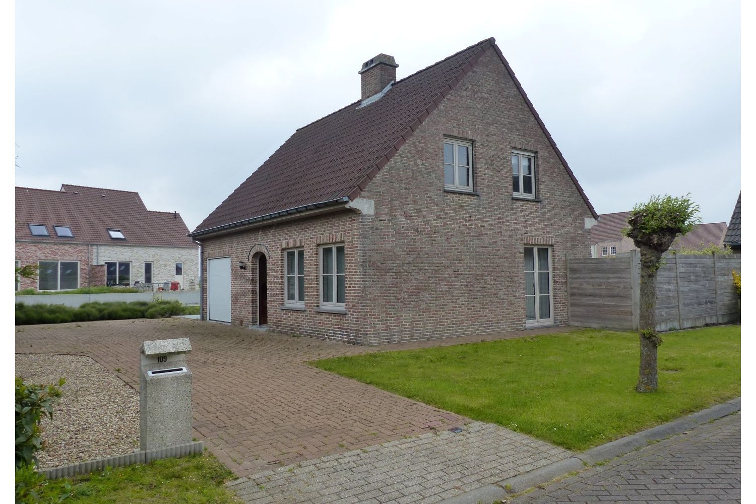 ()=>{if(producerUpdateValueVersion(node),producerAccessed(node),node.value===ERRORED)throw node.error;return node.value} Ettlingenstraat 109 - 8430 Middelkerke