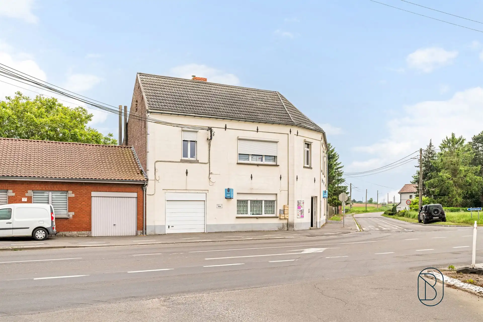 Verhuurde opbrengsteigendom met 4 appartementen in Froidmont foto 3