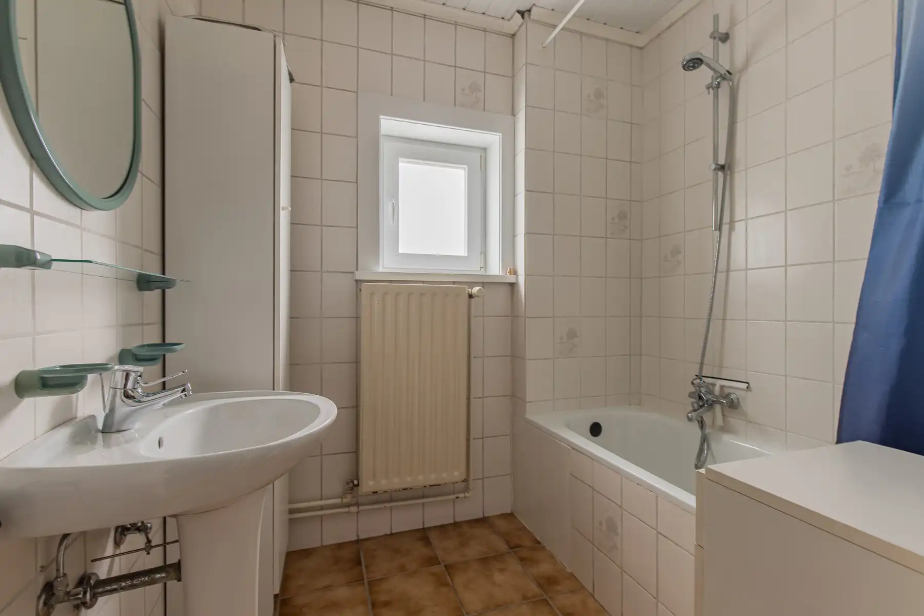 Instapklare woning in het centrum van Zele foto 10