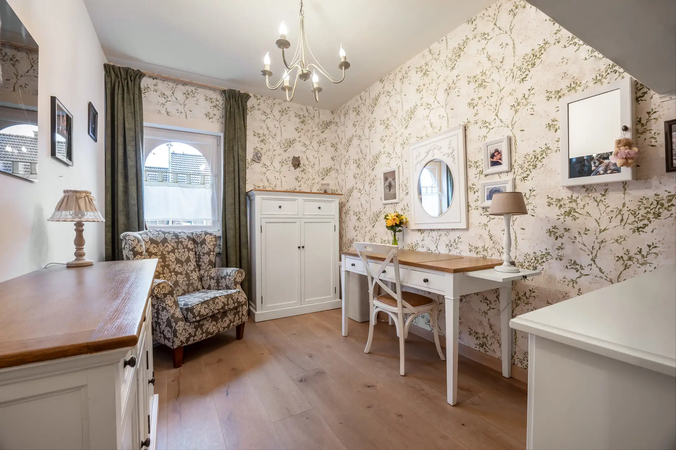 Instapklare woning in doodlopende straat nabij centrum foto 5