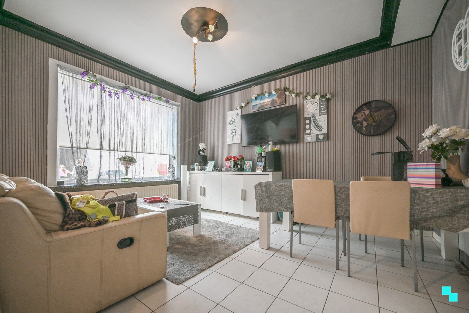Appartementsgebouw met 3 verhuurde entiteiten in hartje Izegem foto 4