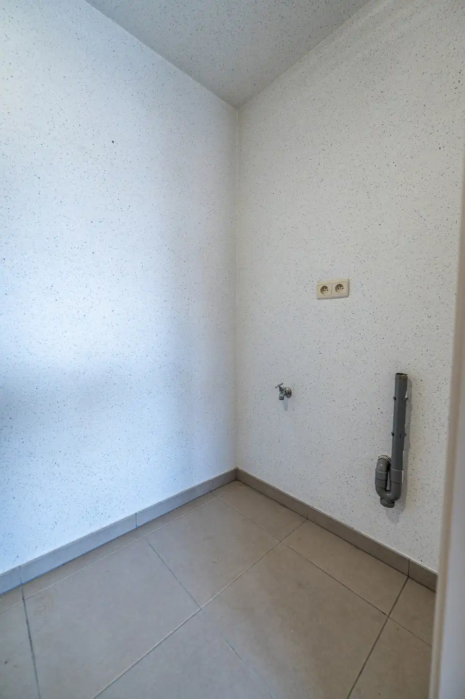 Appartementje met 1 slaapkamer en terras foto 10