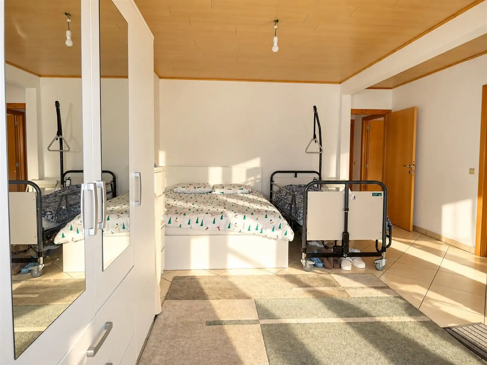 Gelijkvloers appartement met twee slaapkamers en tuin foto 9