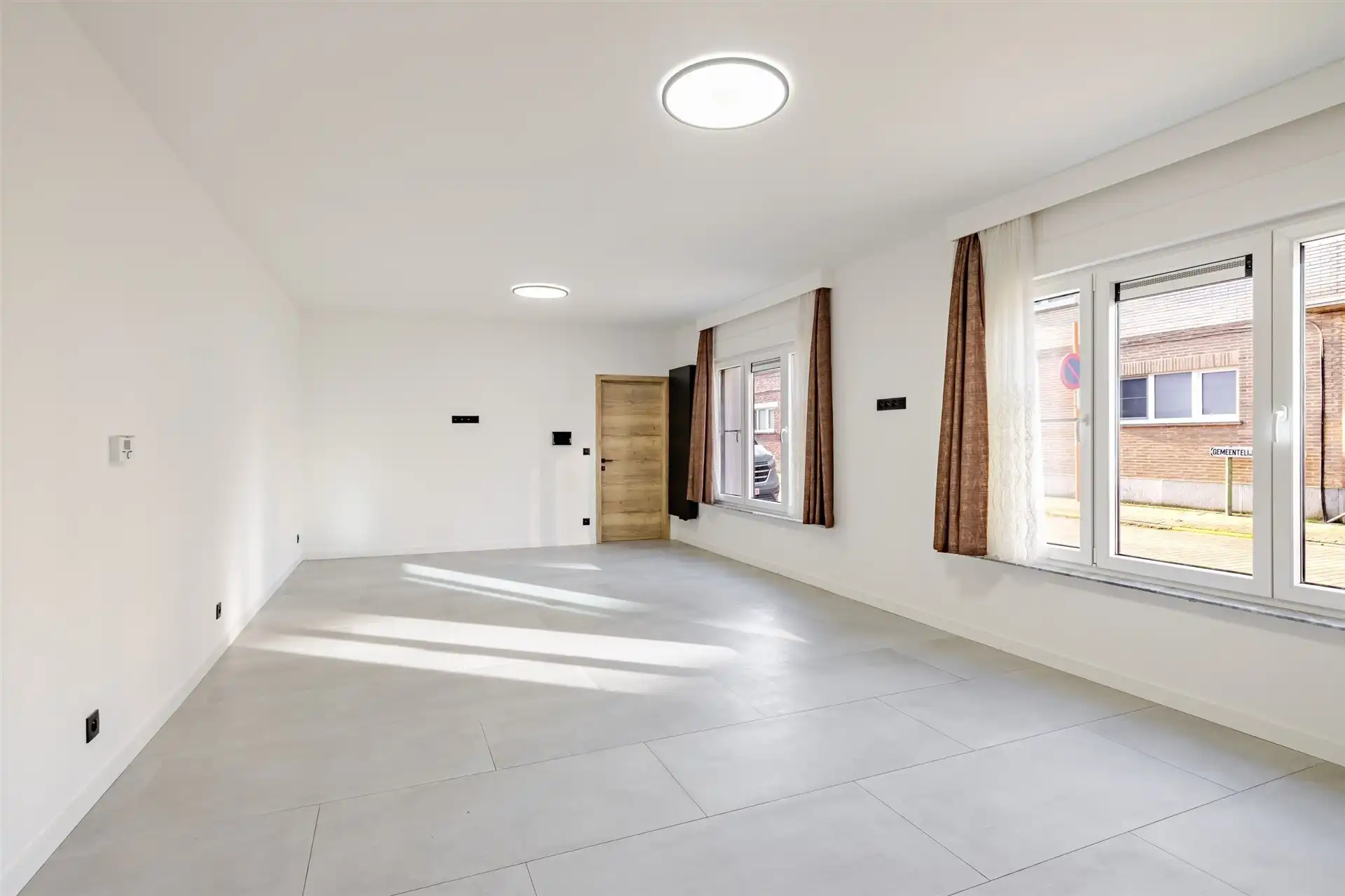 Top gerenoveerde woning met 4 slks, garage en terrassen foto 4