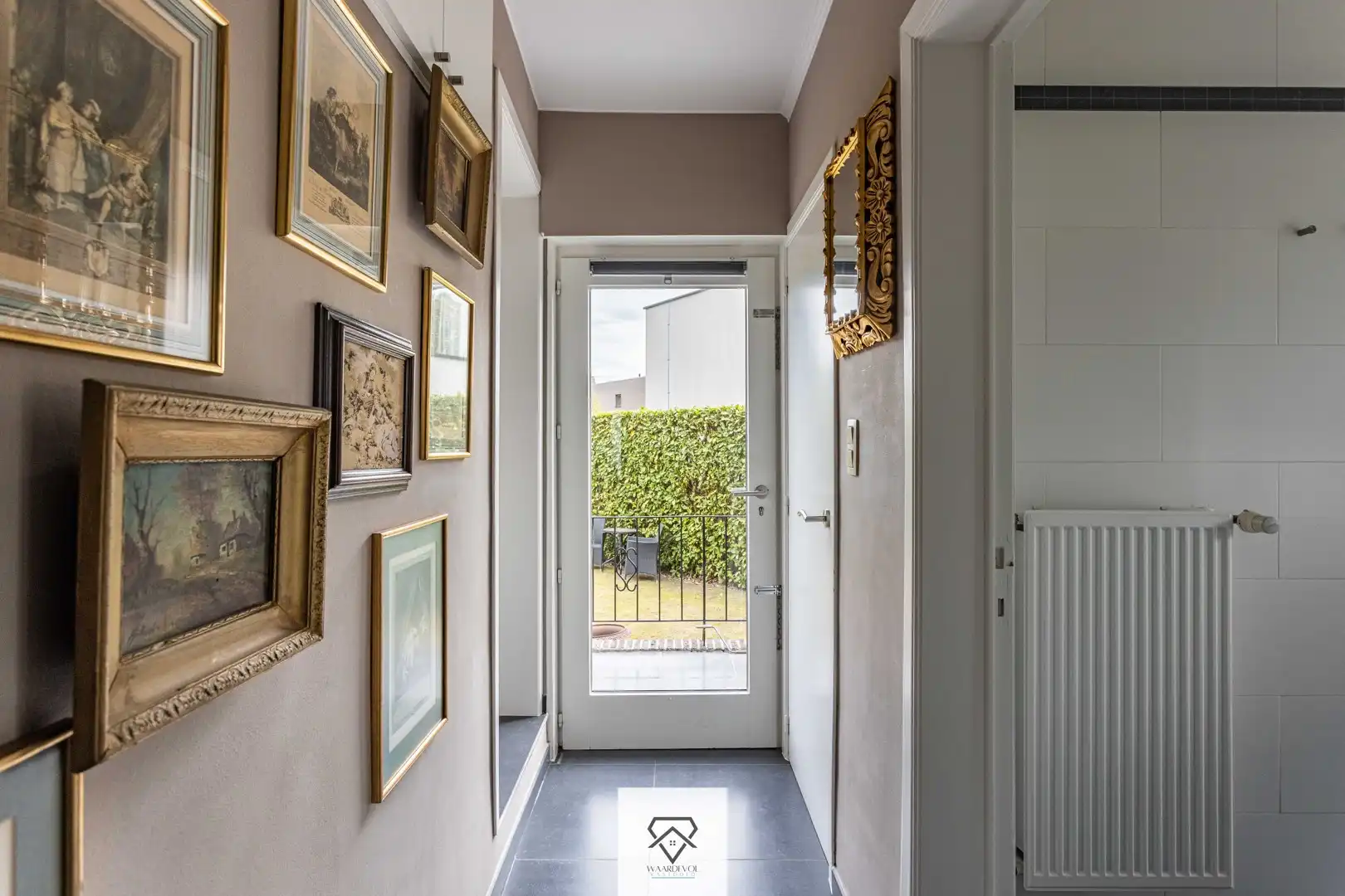 Uitstekend gelegen bungalow met ruimte en potentieel te Drongen foto 19