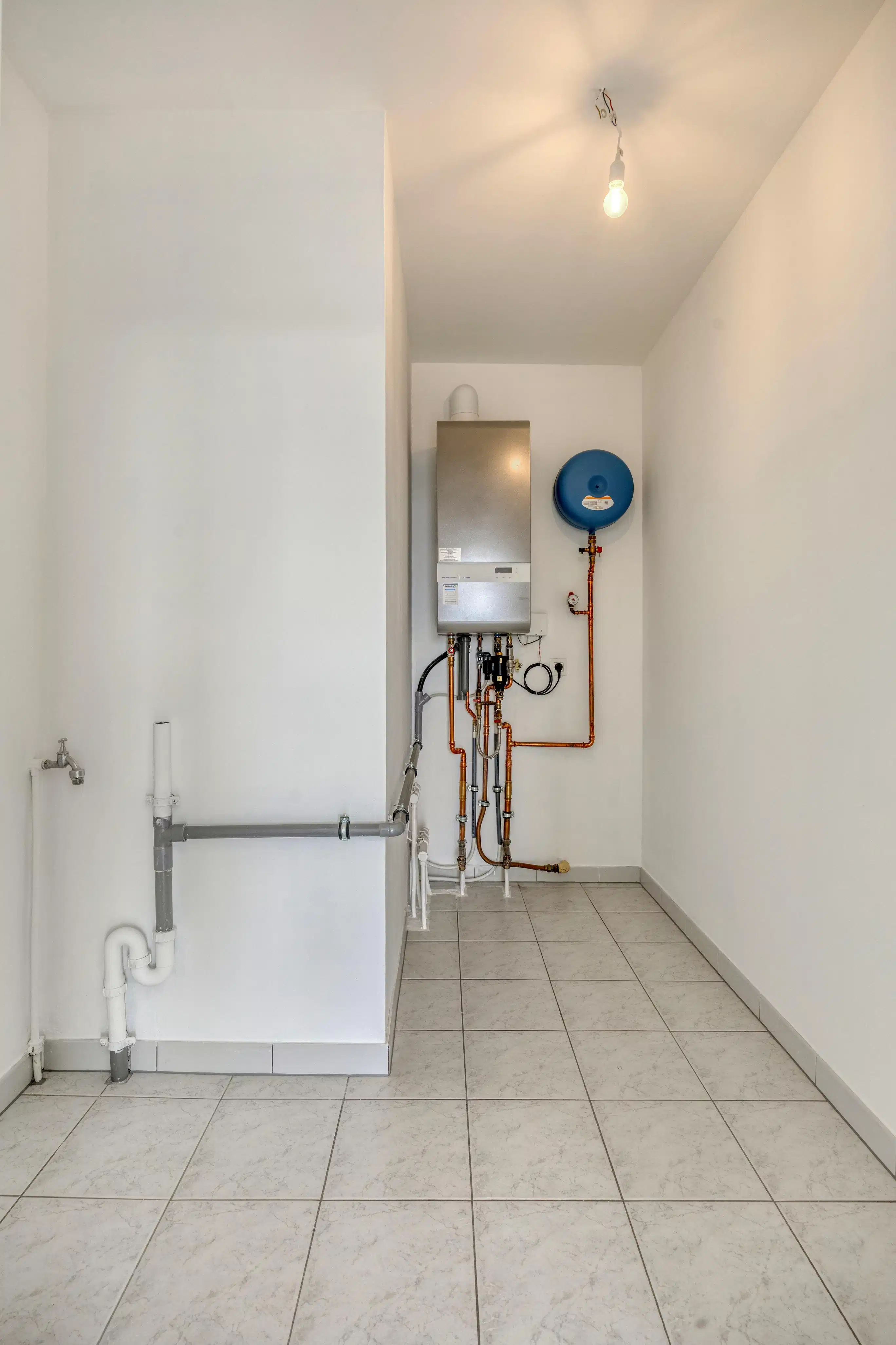 Lichtrijk appartement met terras te koop op Linkeroever foto 10