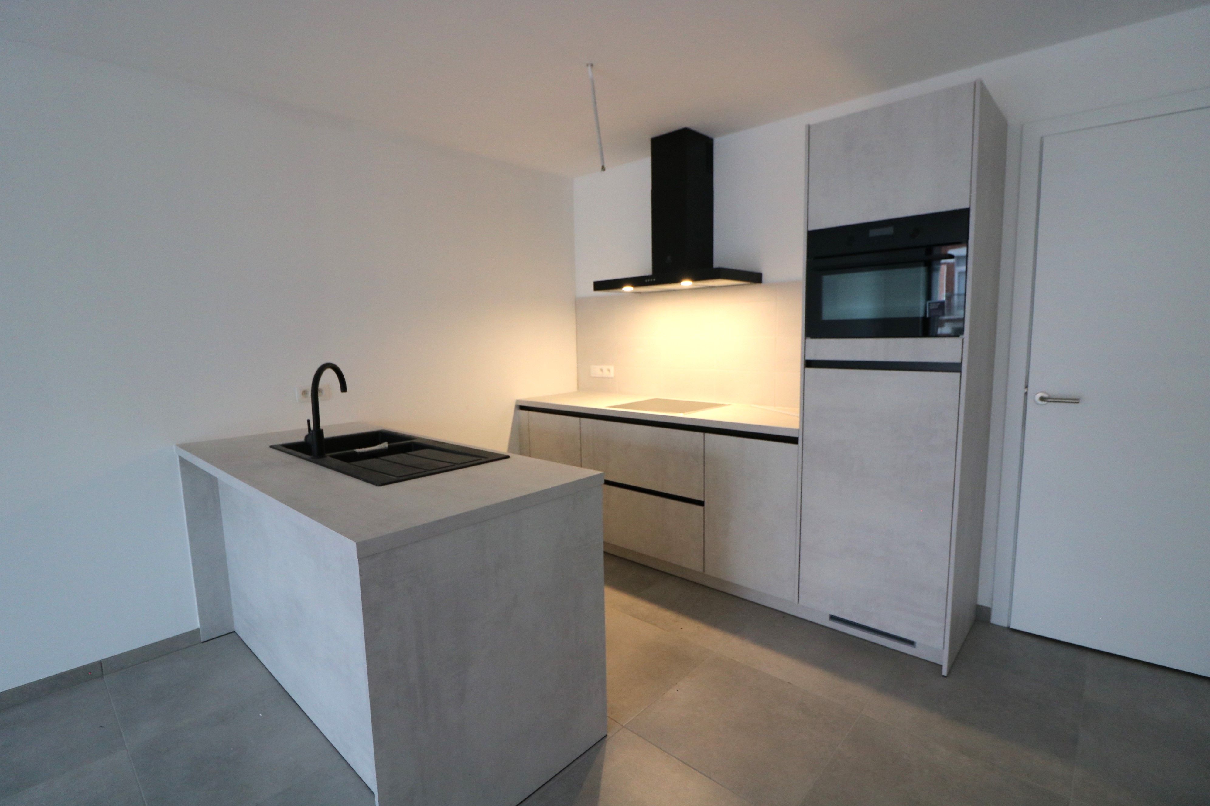 Nieuwbouw/ 2-slaapkamerappartement/centrum foto 2