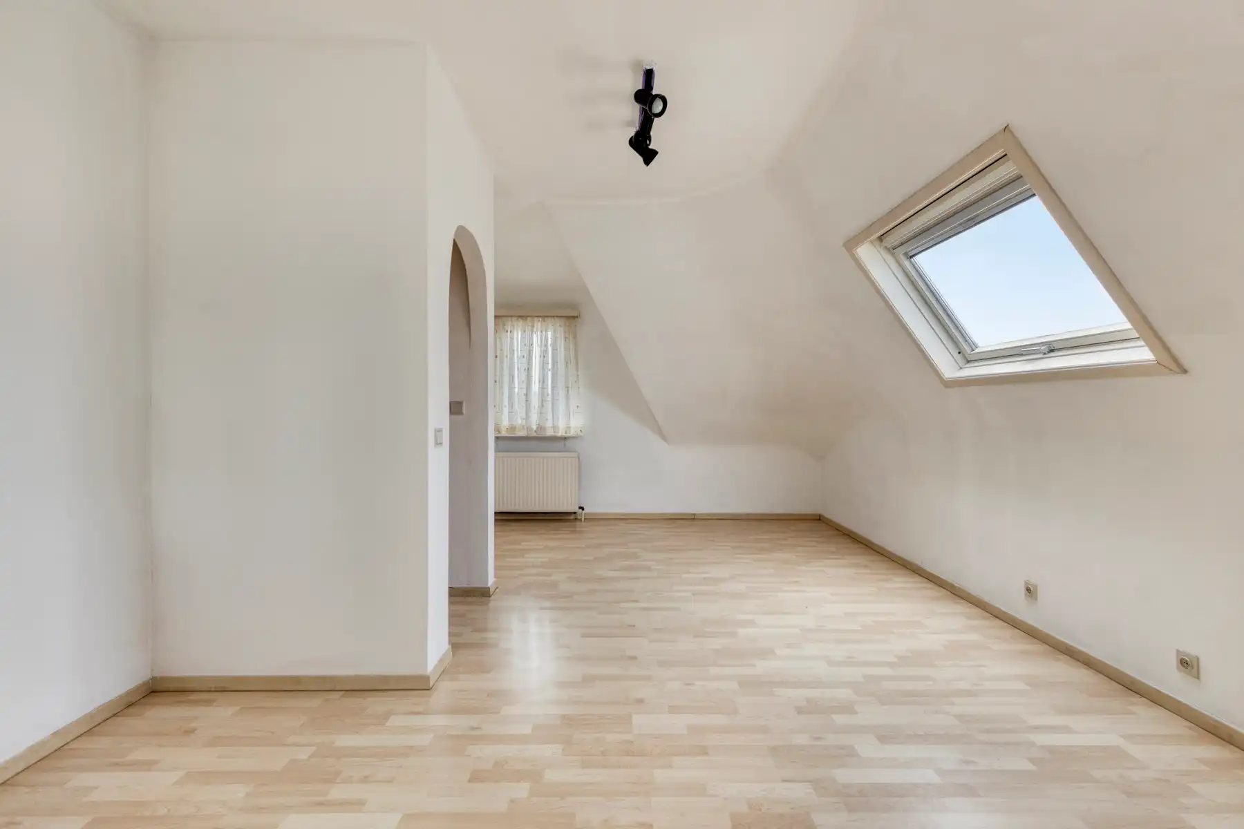 Gunstig gelegen villa met 3 slaapkamers, garage en tuin foto 16
