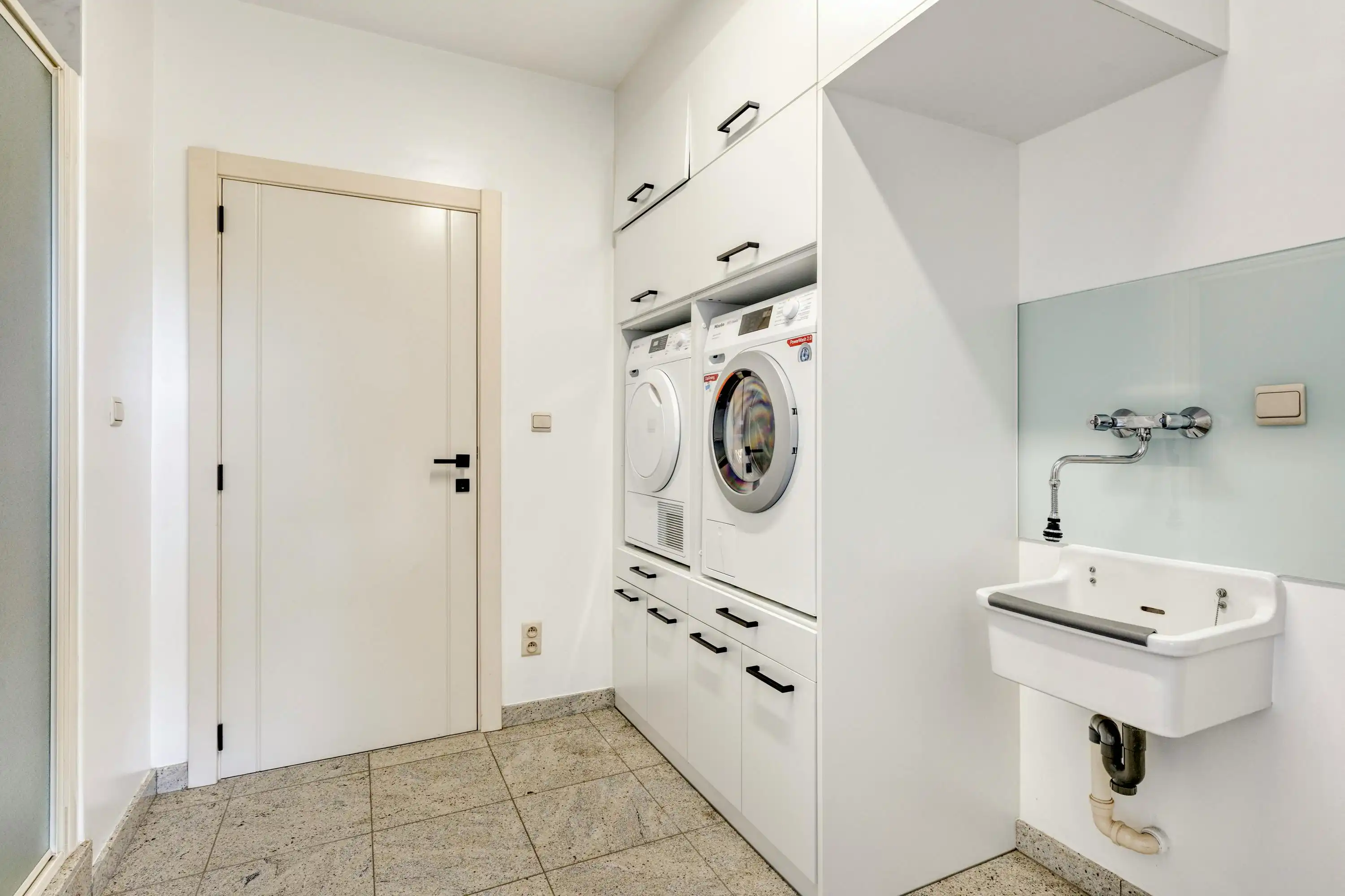 Ruime, mooie woning te koop in Geraardsbergen (Moerbeke) foto 9