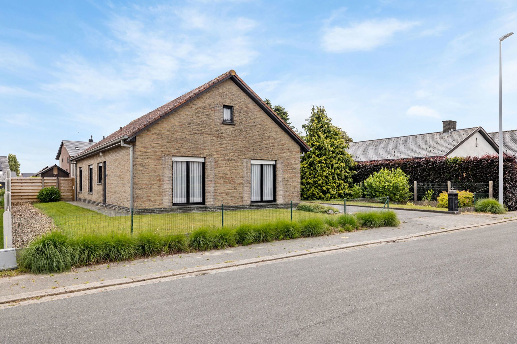 Sfeervolle bungalow met tuin en garage op rustige topligging foto 27