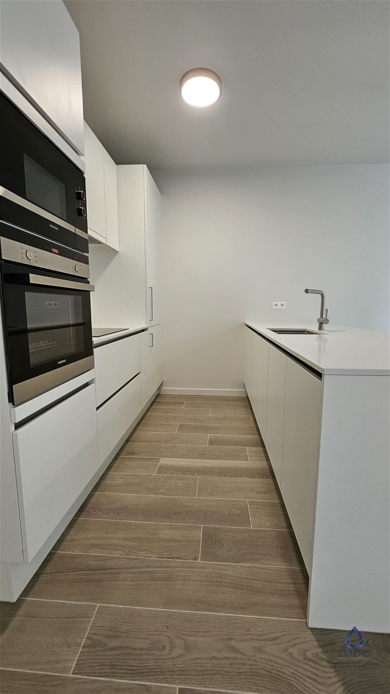 Ruim 1-Slaapkamer Appartement in Hartje Brussel foto 8