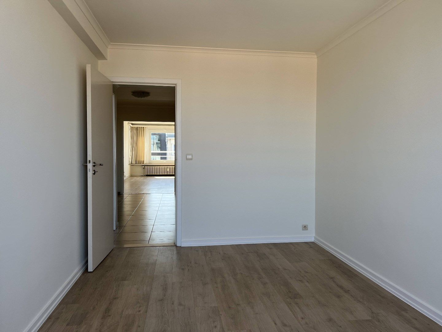 INSTAPKLAAR APPARTEMENT NABIJ PETIT PARIS - WANDELAFSTAND VAN ZEE foto 15