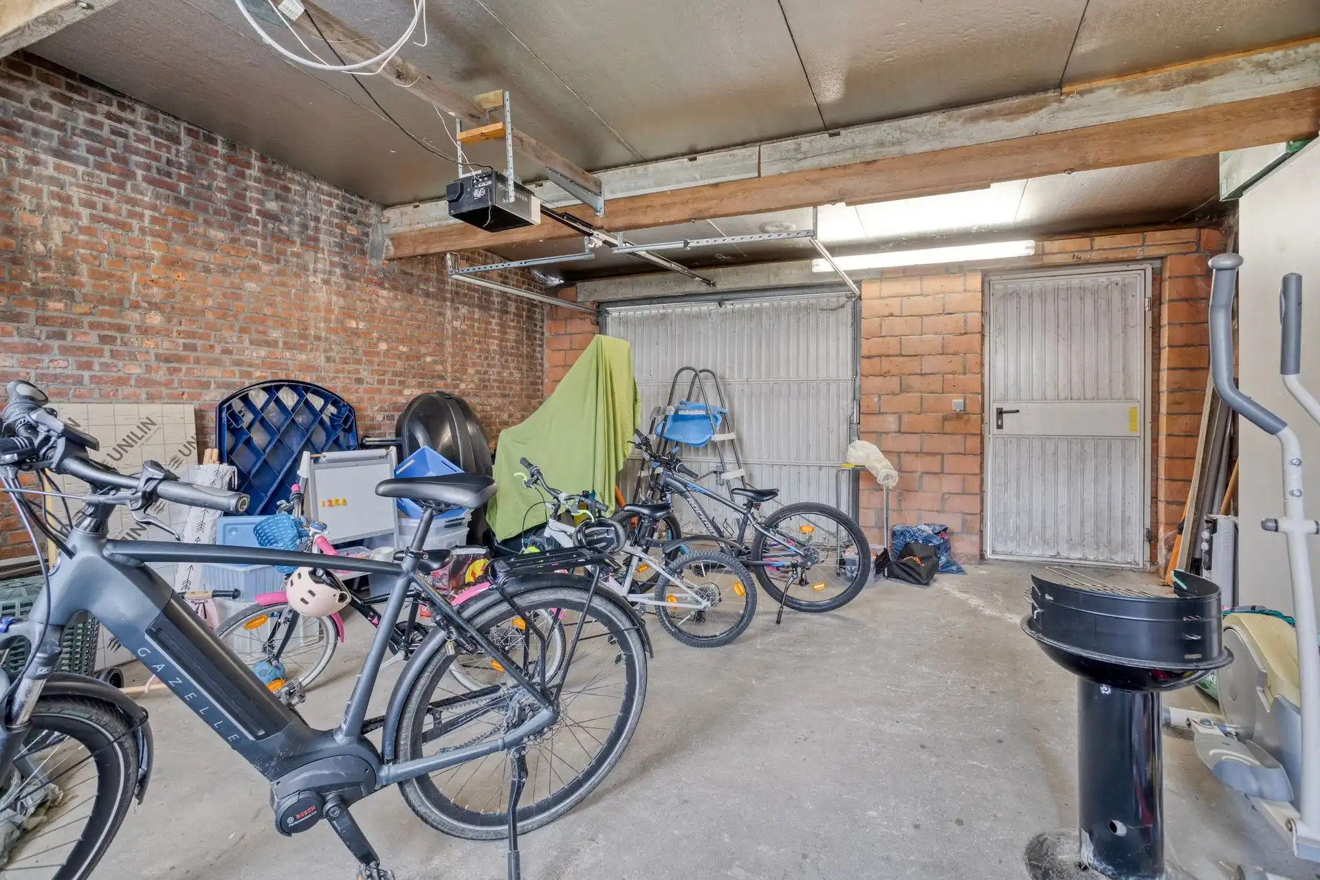 VERZORGDE GEZINSWONING MET 3 SLAAPKAMERS, GARAGE EN TUIN IN HEMIKSEM!  foto 19