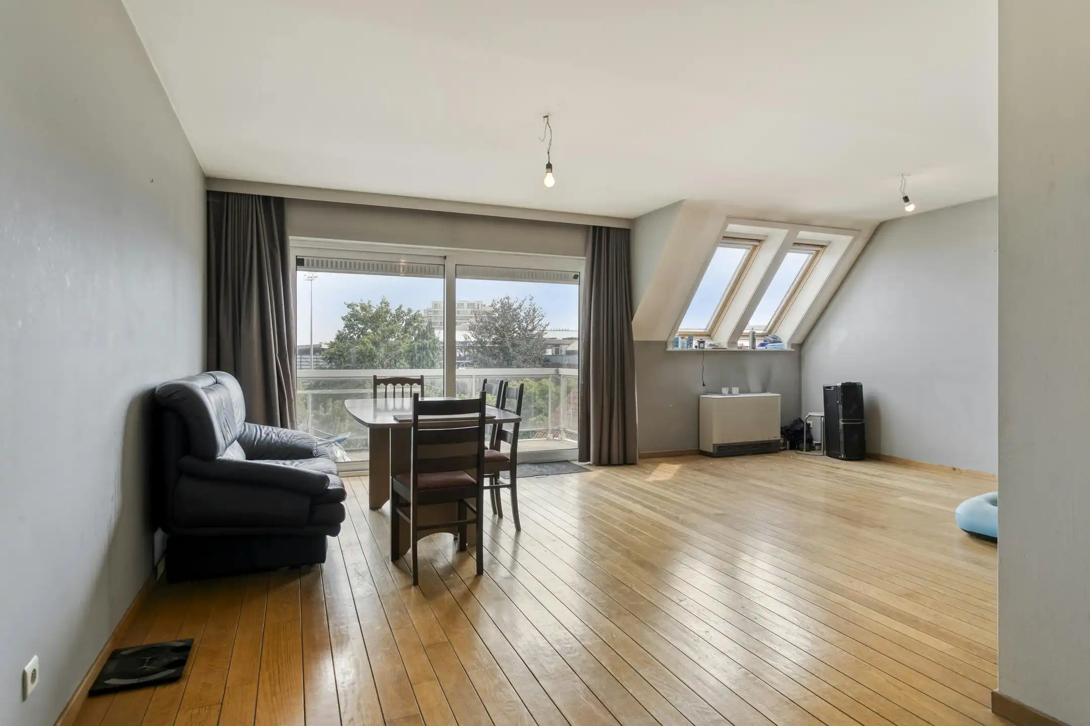 Gezellig appartement met 2 kamers te koop in centrum Waregem foto 2