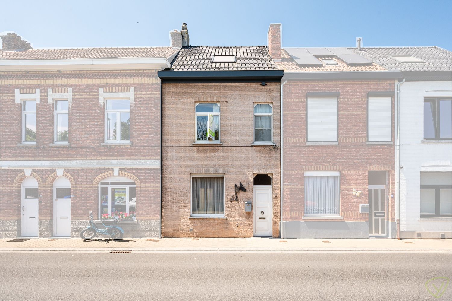 Ruime woning met potentieel en gunstige ligging te Eeklo foto 24