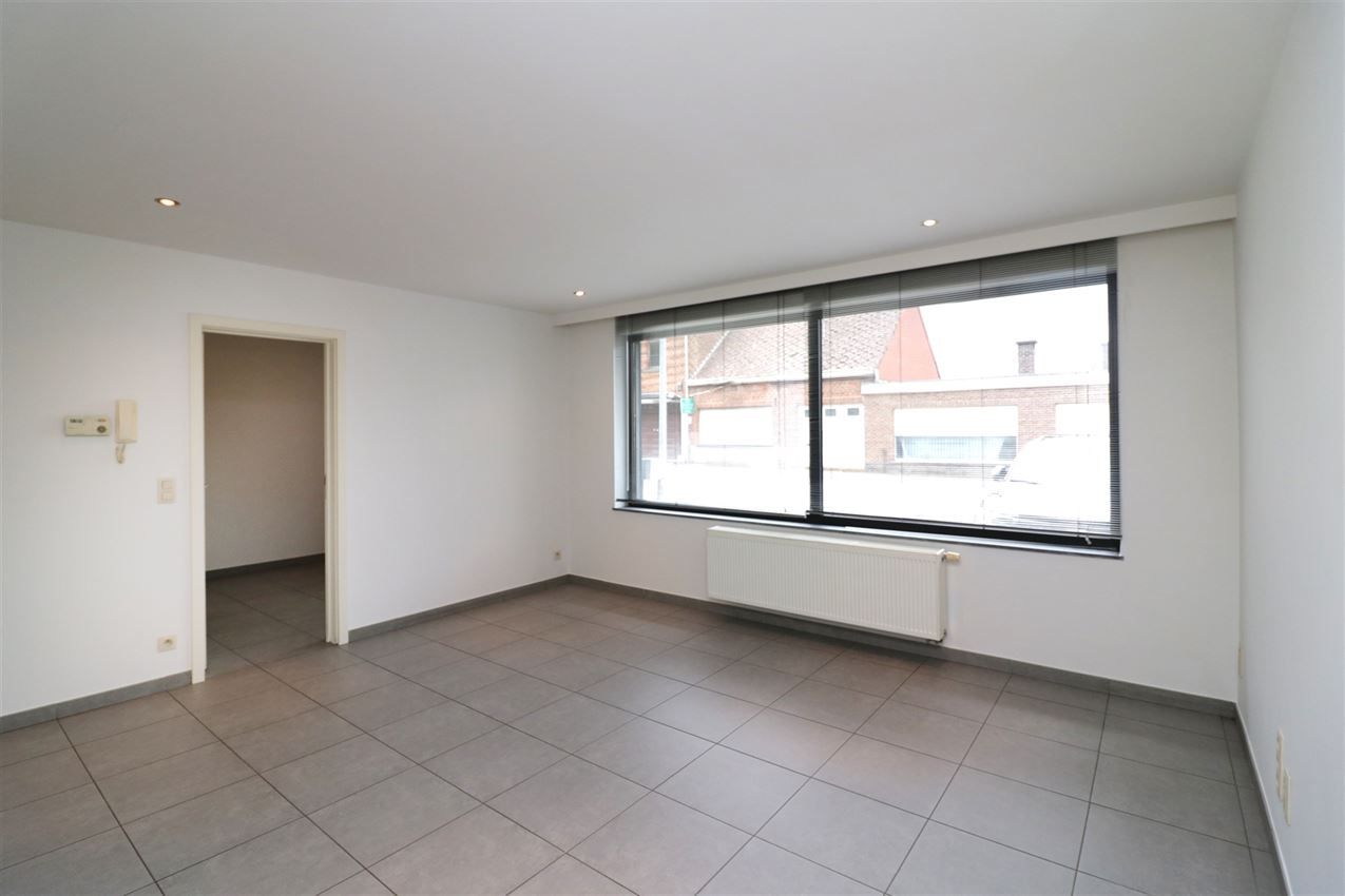 Gelijkvloers app met 1 slpk, terras, nabij station foto 20