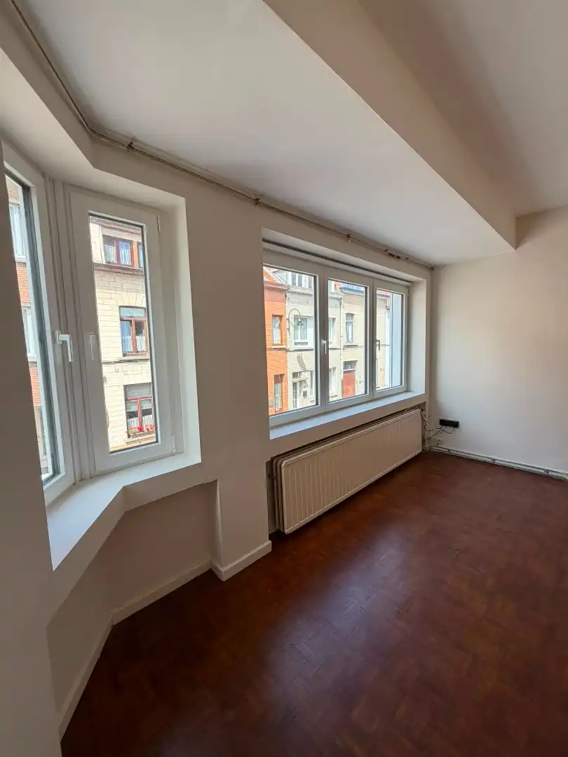 Centraal gelegen studio - nabij Brugmann ziekenhuis foto 4