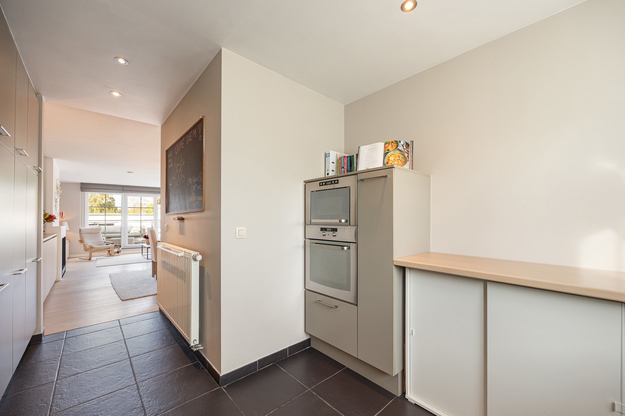 Volledig instapklaar duplex appartement met terras & garage foto 11