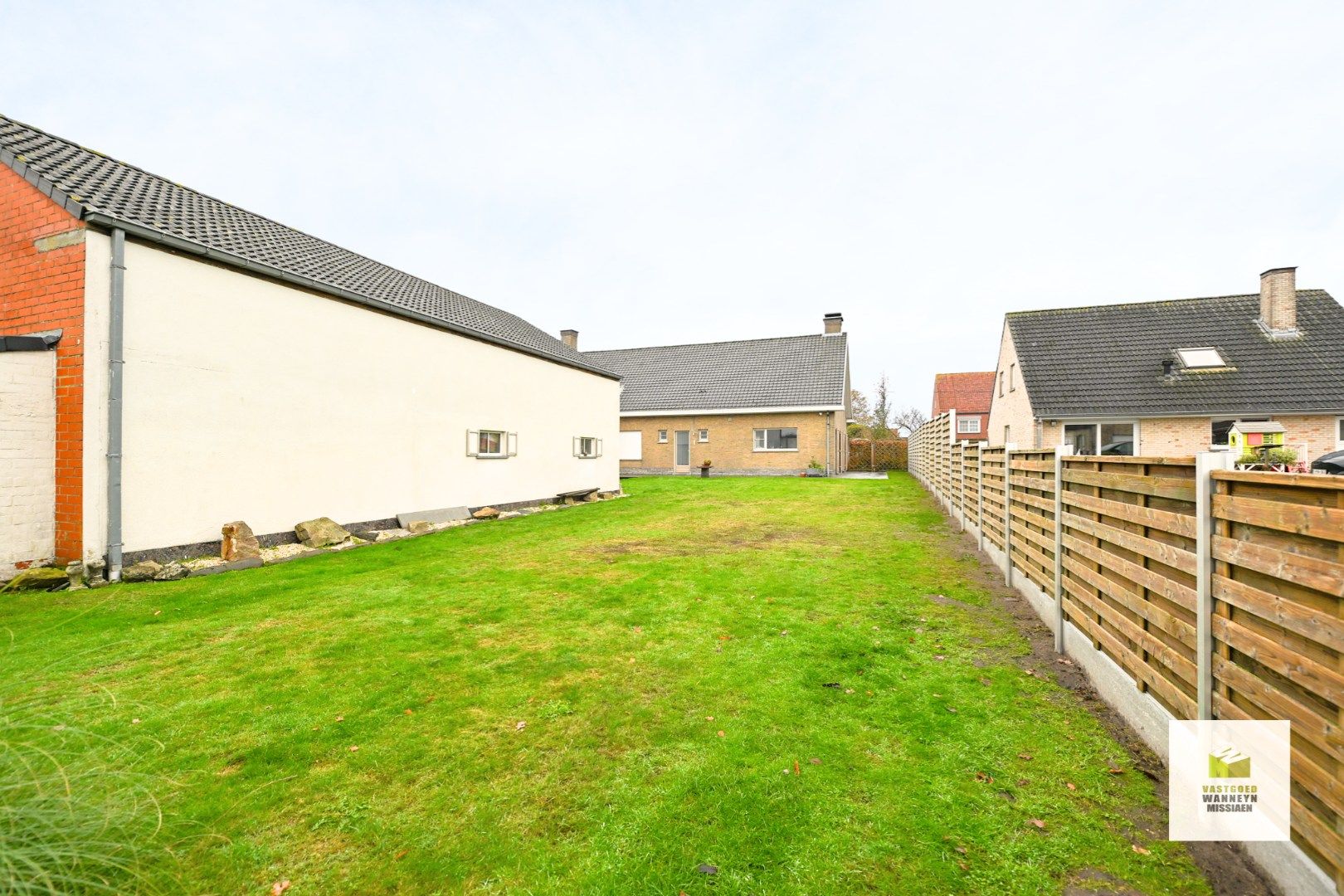 Ruime woning met 5 slaapkamers, groot bijgebouw (100m2) en landelijke vergezichten foto 23