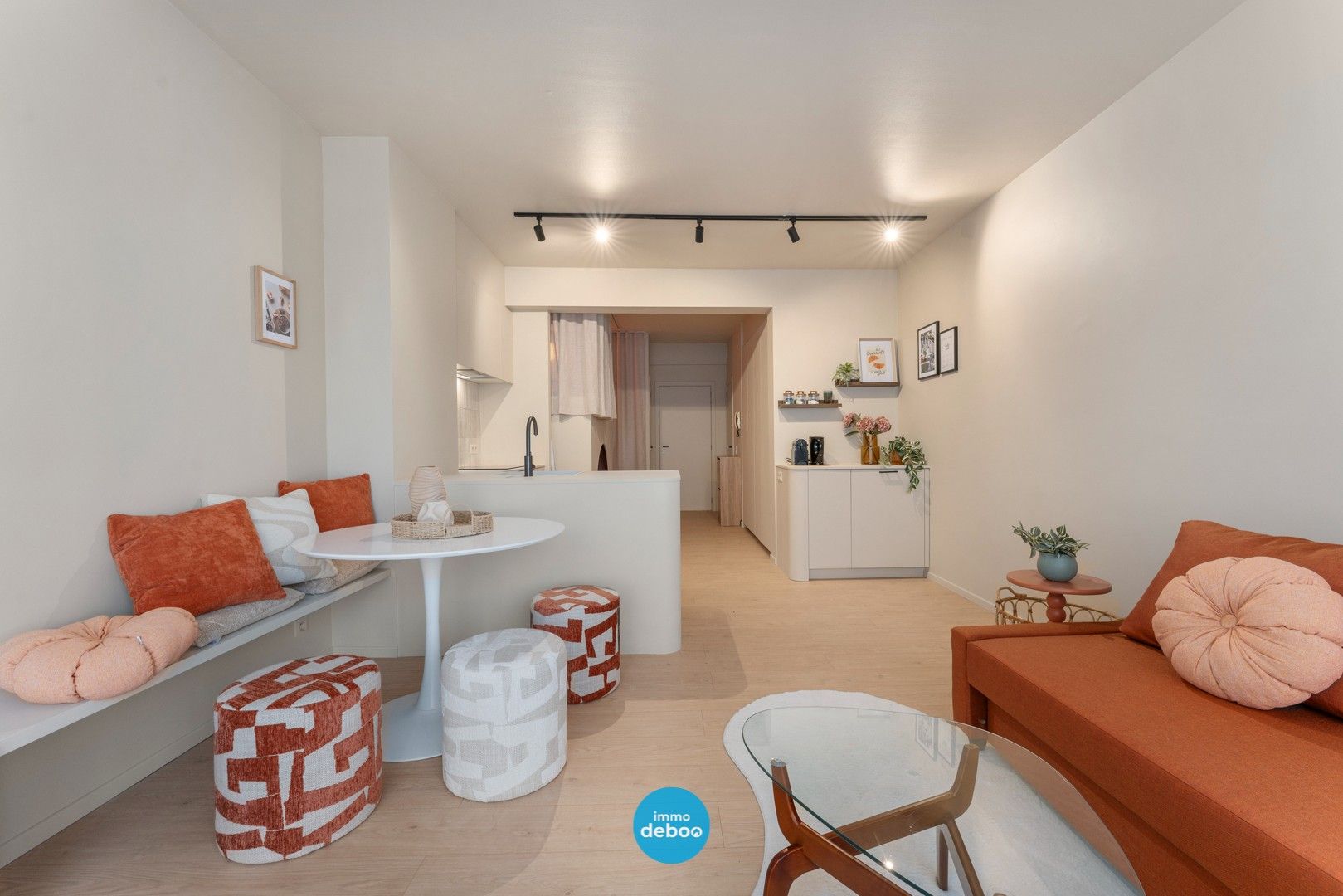 Compleet gerenoveerde studio op topligging foto 8