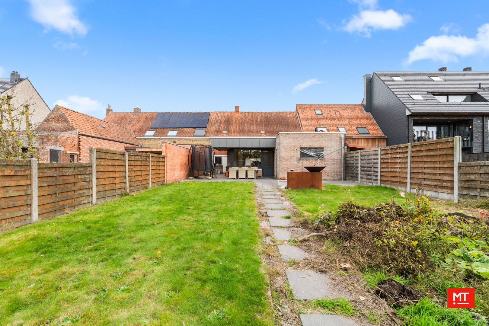 Ruime woning met 3 slaapkamers (5 mogelijk), Zuid-Oostgerichte tuin en garage te koop in Boezinge foto 23