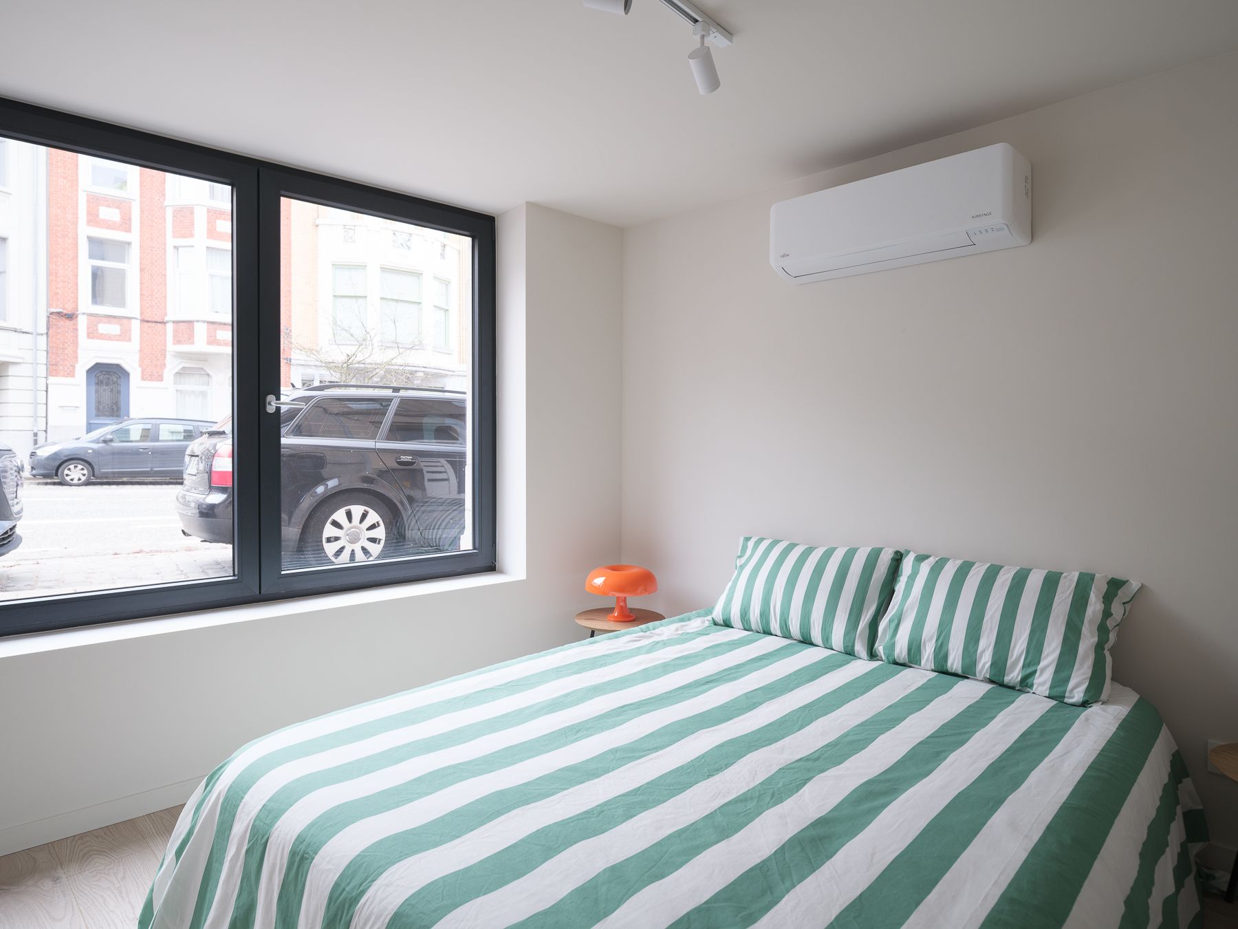 Gerenoveerd energiezuinig tweeslaapkamer appartement met buitenruimte foto 6