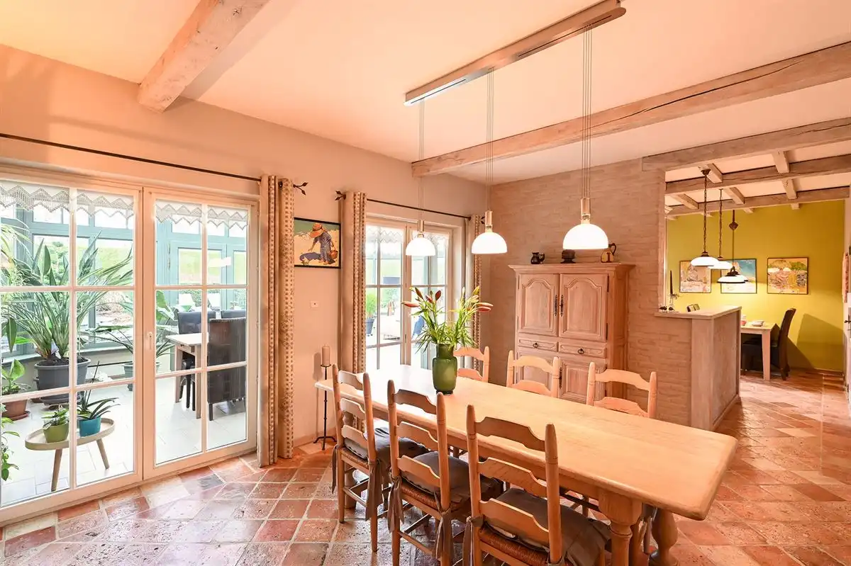 Instapklare villa met zwemvijver foto 42