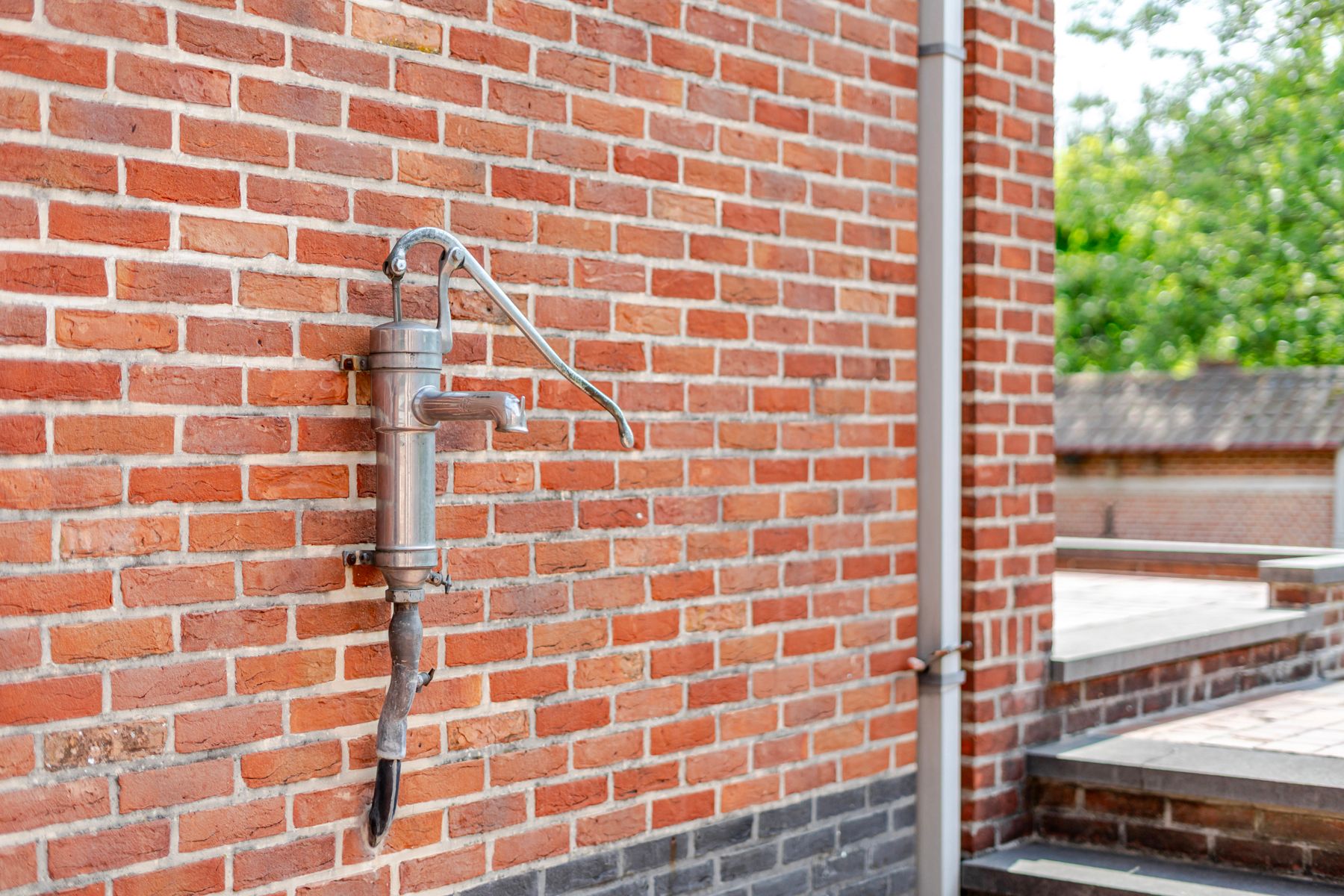 Burgerwoning met 4 slaapkamers en ruime tuin in Beigem foto 22