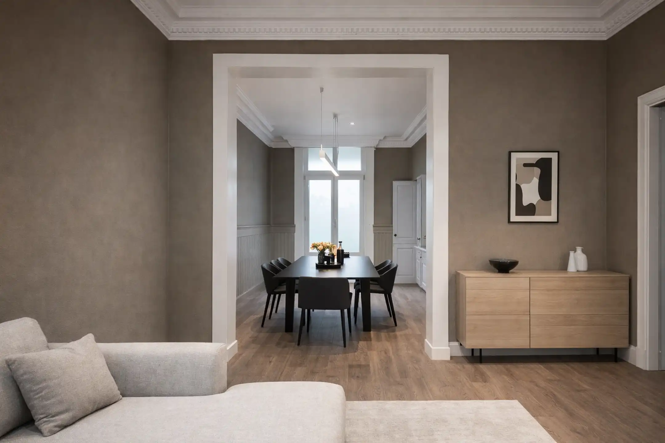 Ruime karakter woning van 220m² op 320m² grond. foto 7