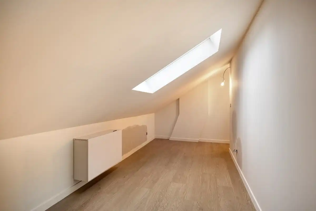 Volledig gerenoveerde halfopen bebouwing met 3 slaapkamers, tuin, terras en garage in Kumtich! – EPC 95 kWh/m² - bewoonbare opp. 153 m² foto 21