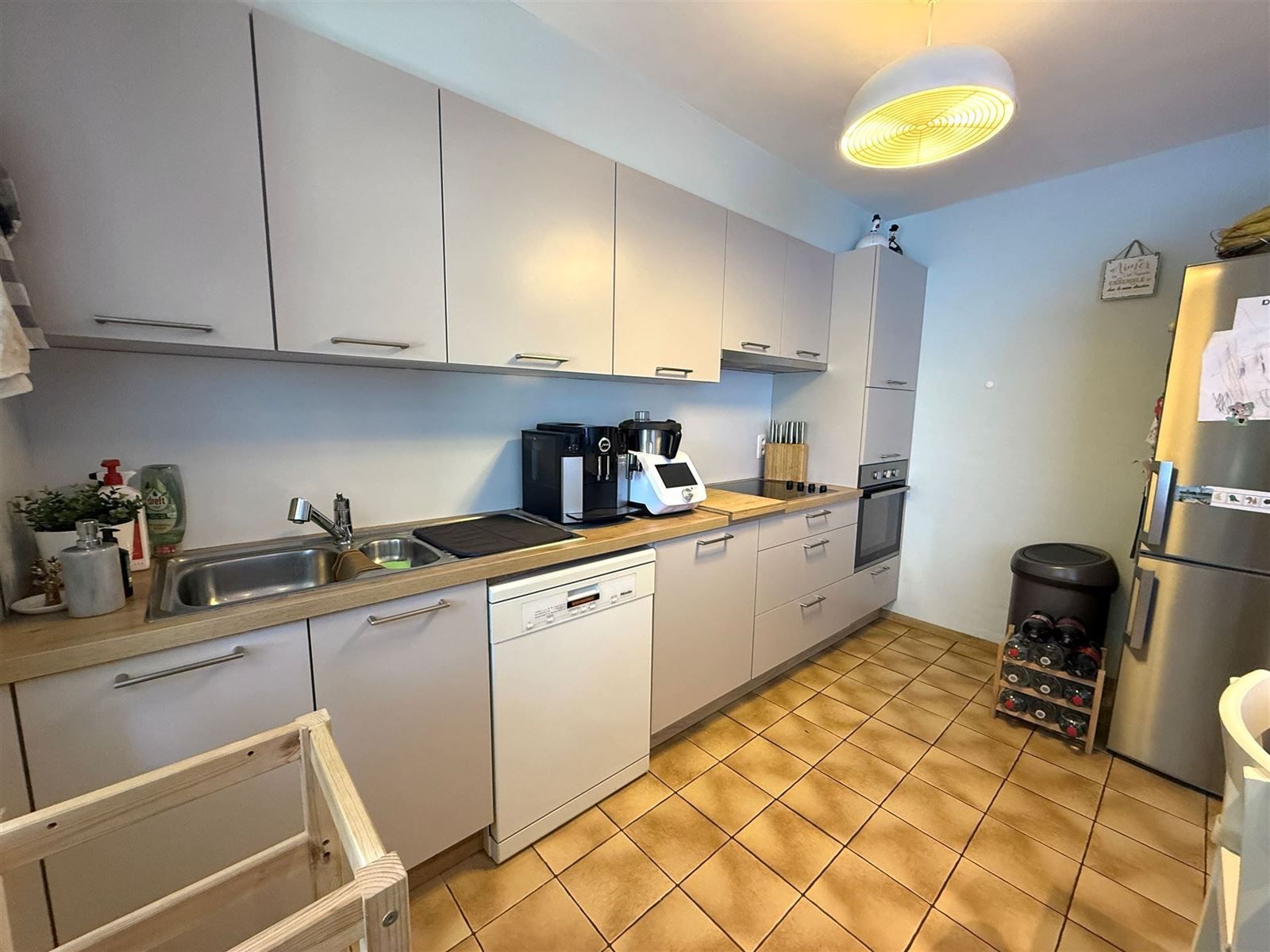 Gelijkvloersappartement met 2 slaapkamers, terras en garagebox foto 6