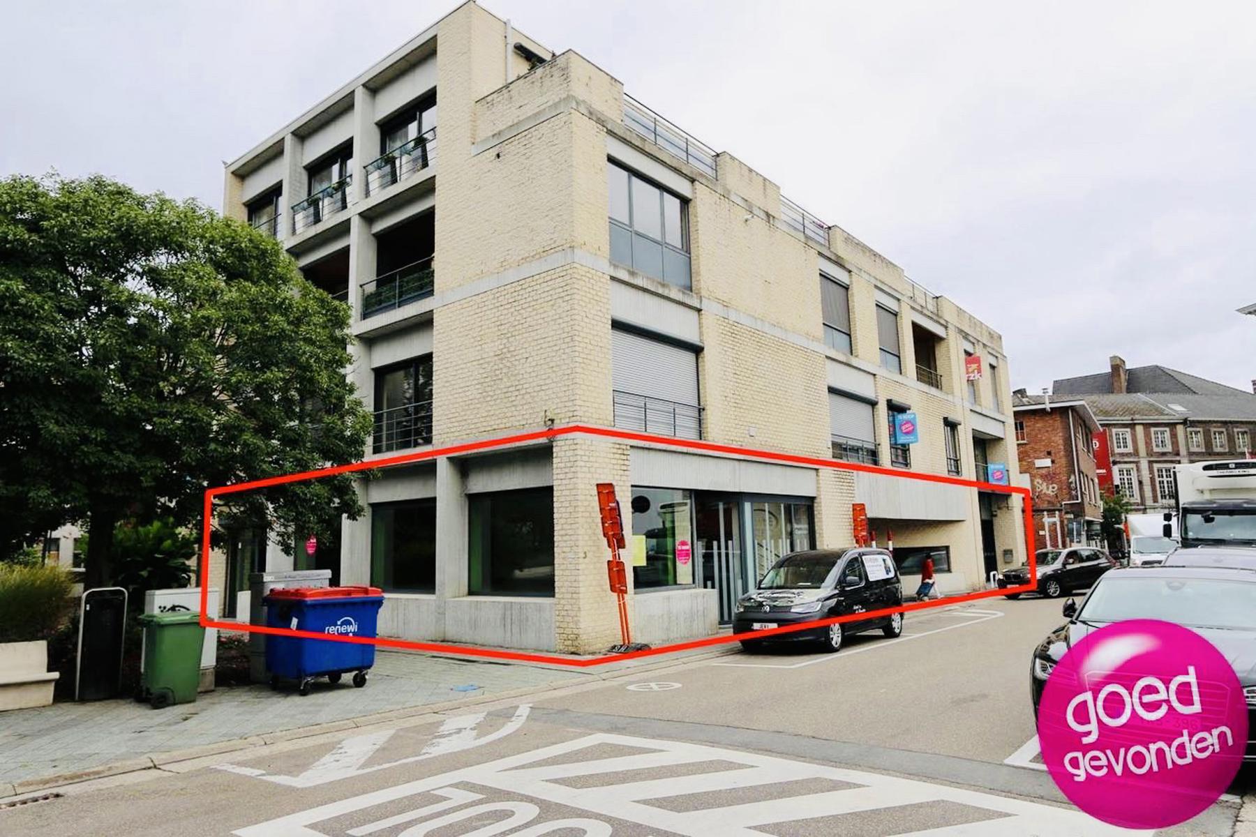 Commerciële ruimte van 340 m²  hartje centrum - Q parking foto 1