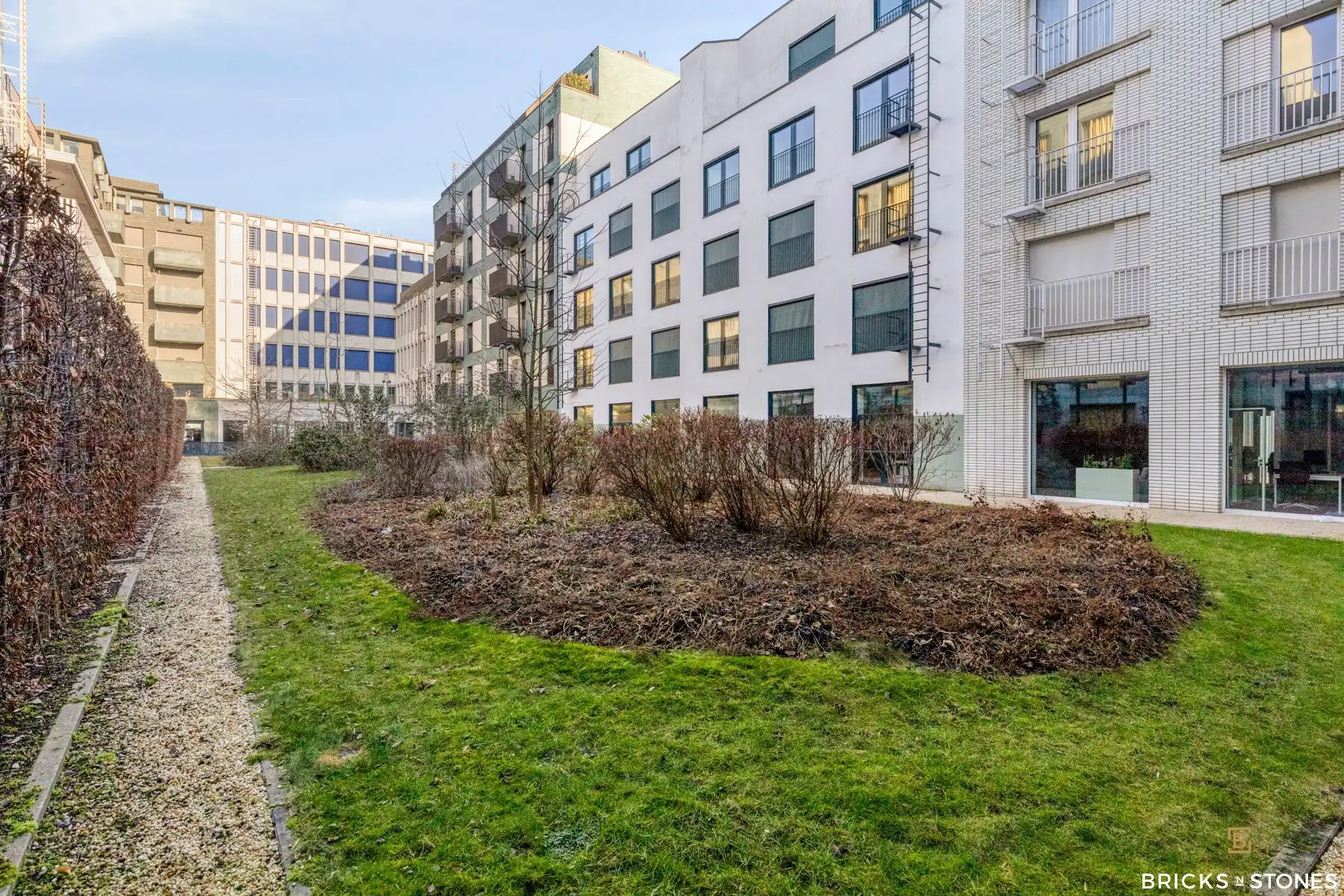 Appartement met 2 slaapkamers en parking in Cadixwijk foto 13