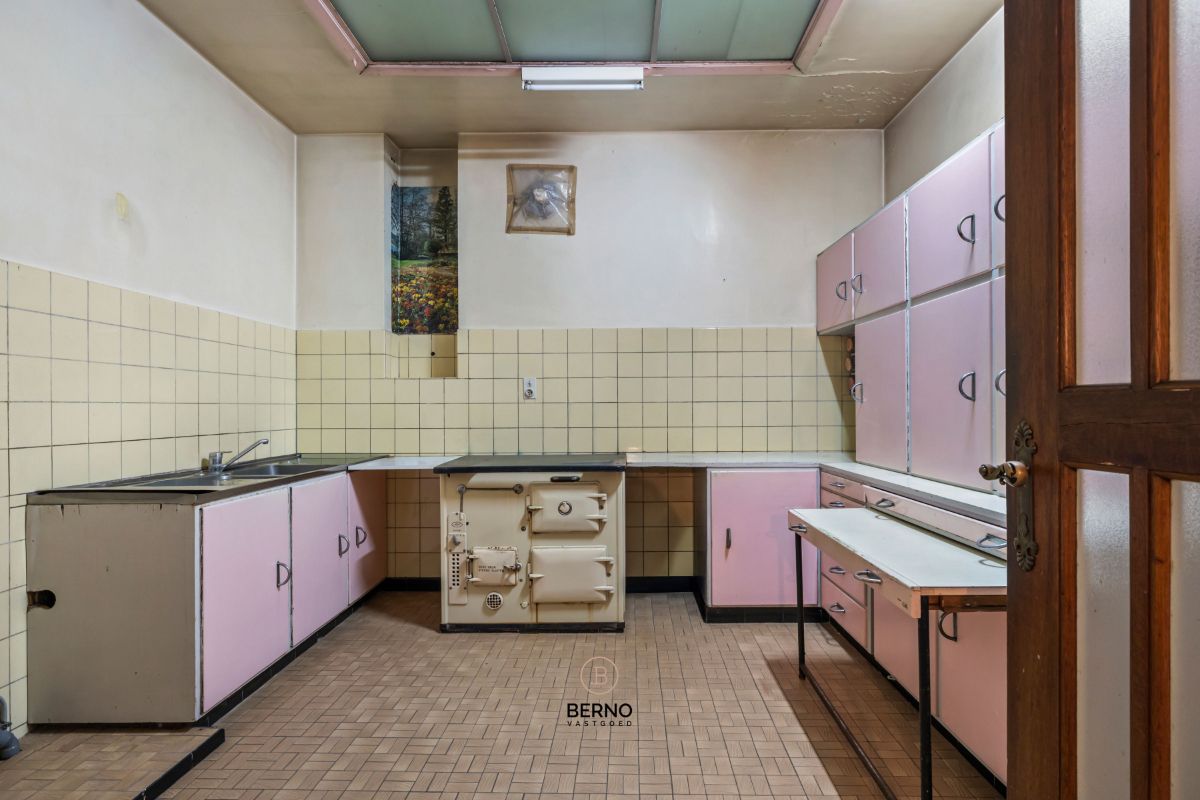 Te koop: Karaktervolle herenwoning met praktijkruimte in Zele foto 8