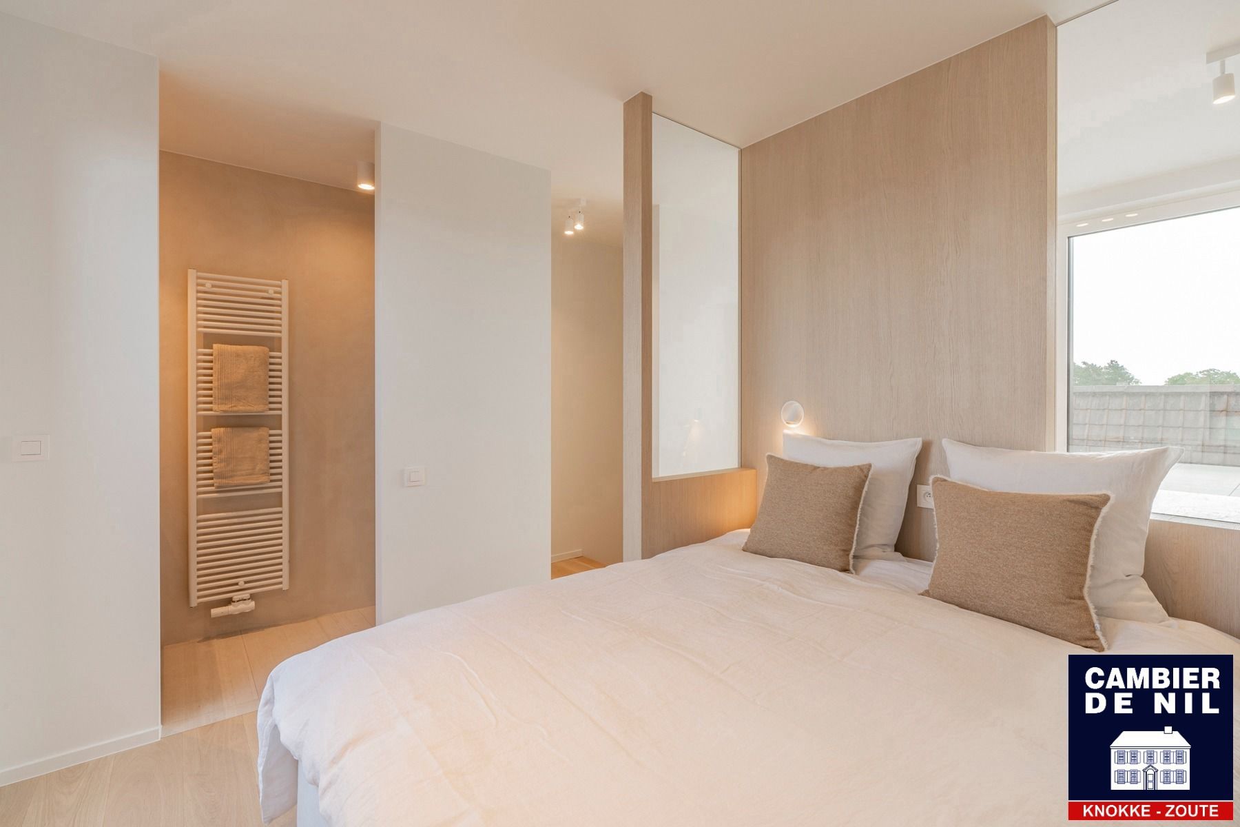 Vernieuwd appartement met open zichten mooie terrassen foto 19